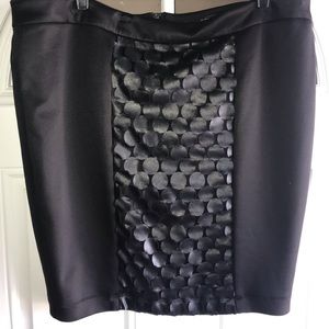 Stretchy faux leather skirt